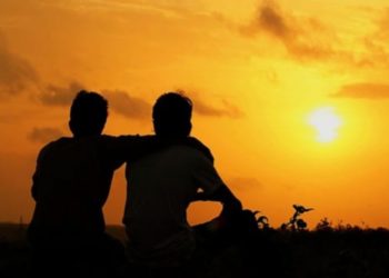 صديقُك من صدَقَك لا من صدَّقك